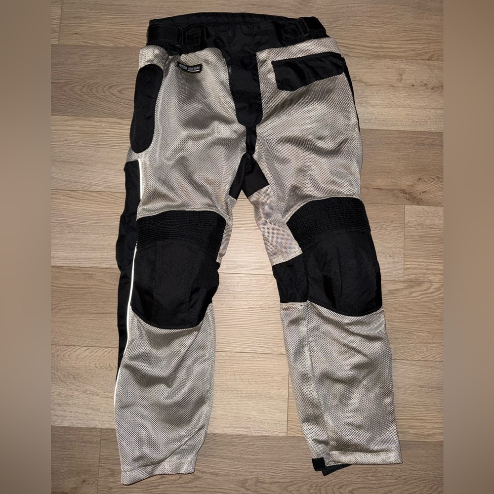 6th Gear Mesh Padded Grey/Black Motorcycle Pants